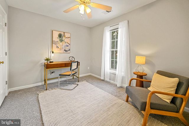 10449 PINEVIEW RD, Manassas, VA 20111