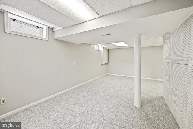 10449 PINEVIEW RD, Manassas, VA 20111