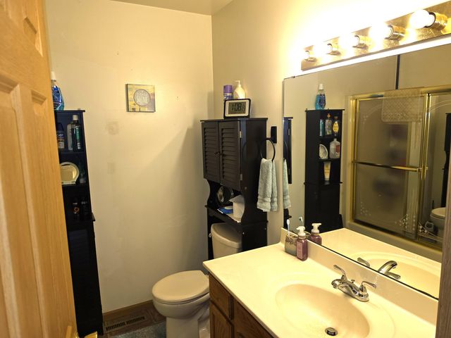 8389 Buchanan Street, Merrillville, IN 46410