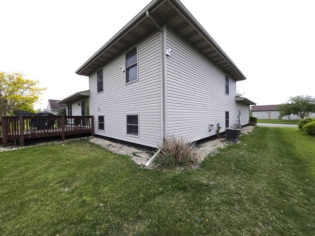 8389 Buchanan Street, Merrillville, IN 46410