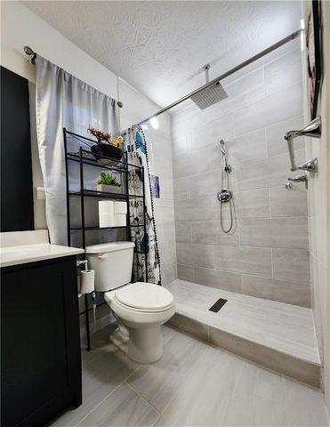 3920 Rosebud Road, Loganville, GA 30052