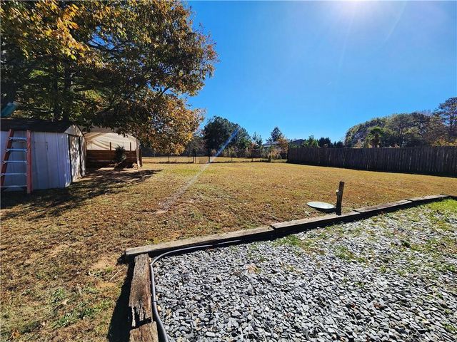 3920 Rosebud Road, Loganville, GA 30052