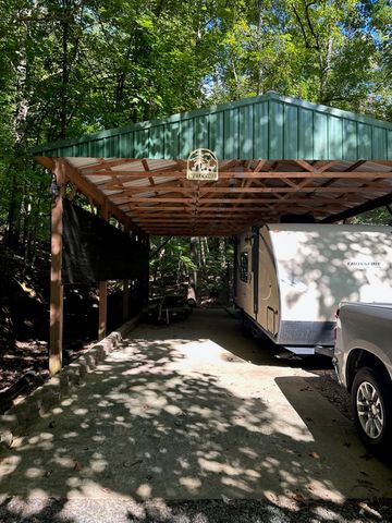 870 Ogden Drive, Ellijay, GA 30540