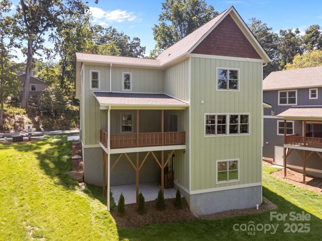 58 Pinedale Road, Asheville, NC 28805