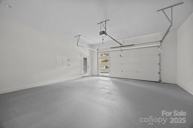 58 Pinedale Road, Asheville, NC 28805