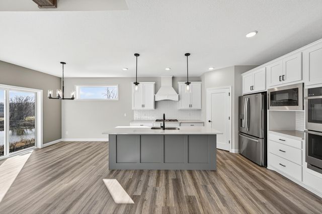 924 Yellowcrest Street SW, Delano, MN 55328