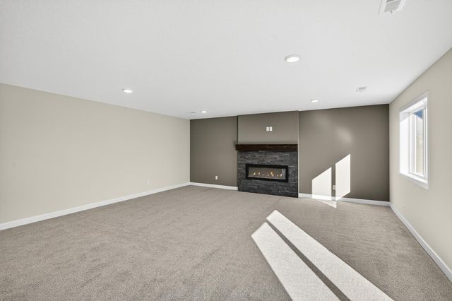924 Yellowcrest Street SW, Delano, MN 55328