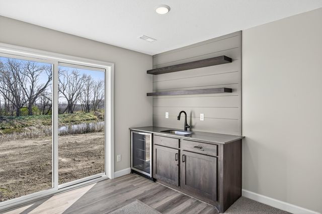 924 Yellowcrest Street SW, Delano, MN 55328