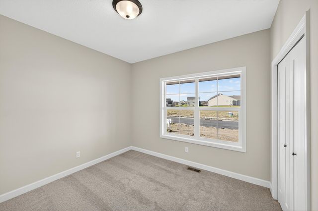 924 Yellowcrest Street SW, Delano, MN 55328