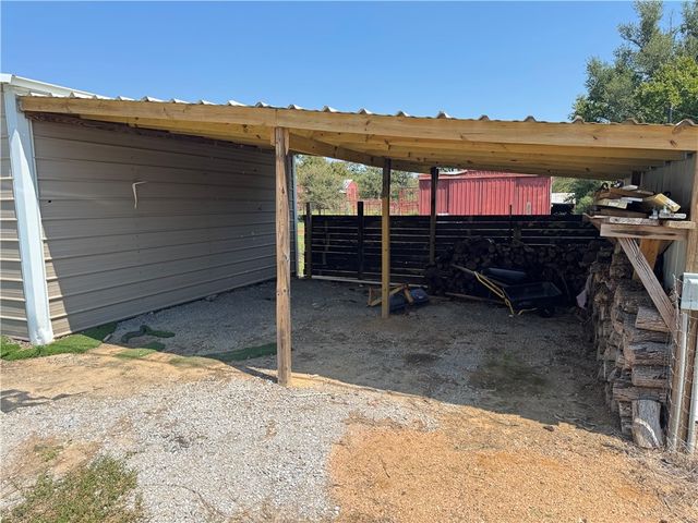 1918 FM 1644 Farm to Market Road W, Franklin, TX 77856