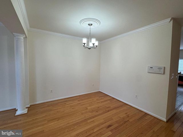 13591 CEDAR RUN LN, Herndon, VA 20171