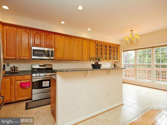13591 CEDAR RUN LN, Herndon, VA 20171