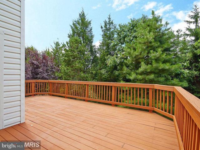 13591 CEDAR RUN LN, Herndon, VA 20171