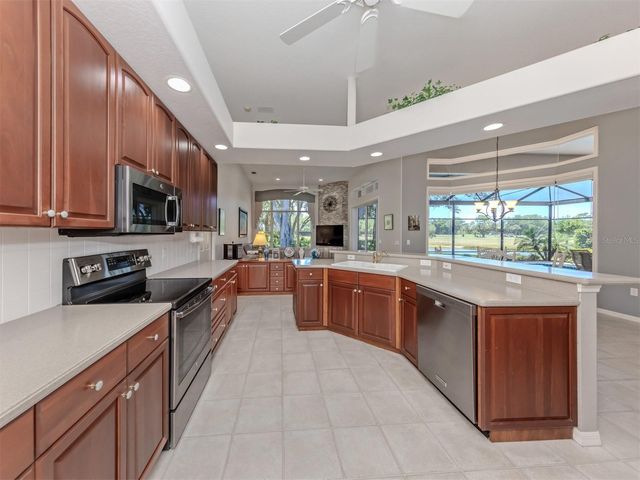 2120 MUSKOGEE TRAIL, Nokomis, FL 34275