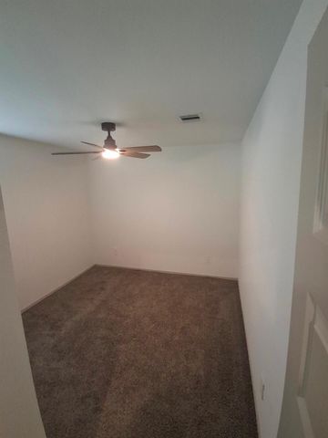1279 Thornbird Trail, Sealy, TX 77474