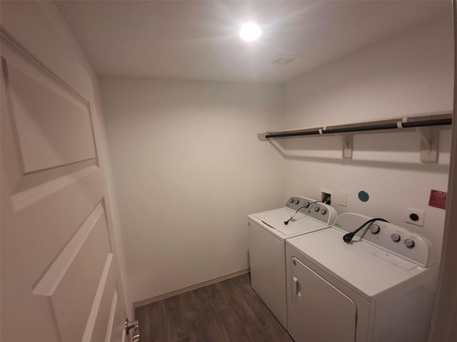 1279 Thornbird Trail, Sealy, TX 77474