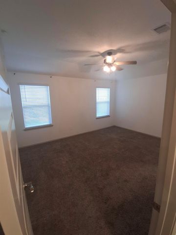 1279 Thornbird Trail, Sealy, TX 77474