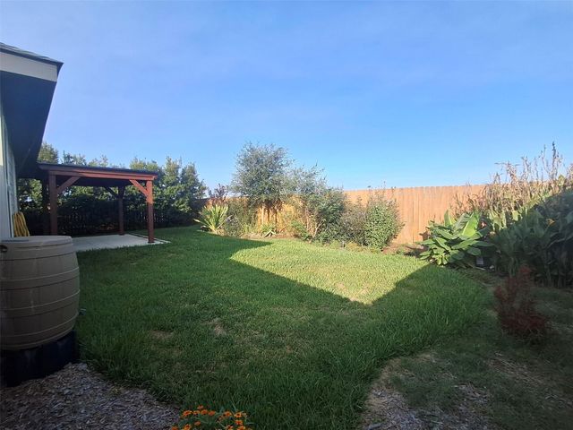 1279 Thornbird Trail, Sealy, TX 77474