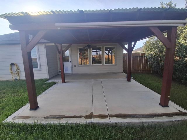 1279 Thornbird Trail, Sealy, TX 77474