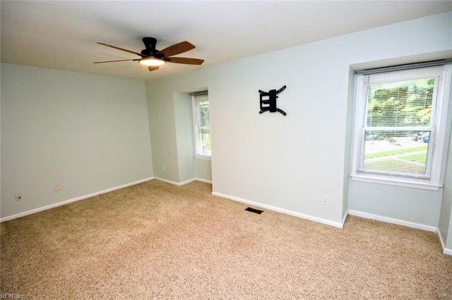 2245 Chadwick DR, Virginia Beach, VA 23454