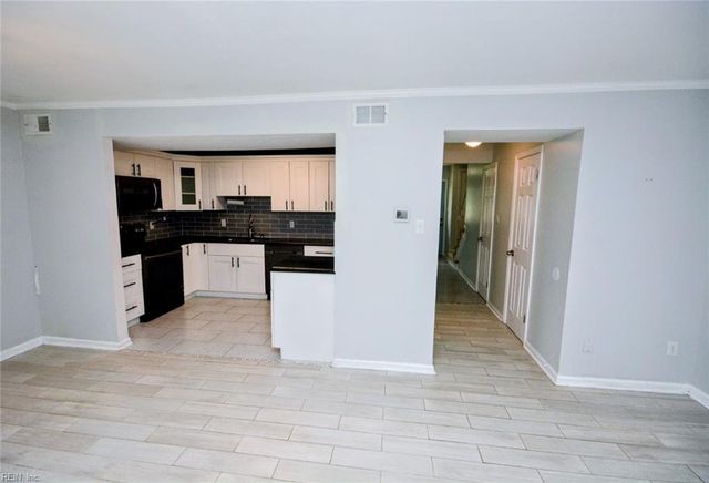2245 Chadwick DR, Virginia Beach, VA 23454