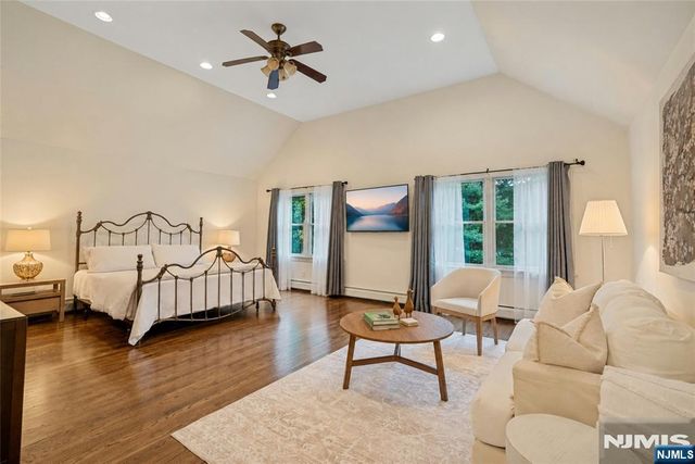 51 Rutherford Place, Montvale, NJ 07645