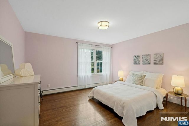 51 Rutherford Place, Montvale, NJ 07645