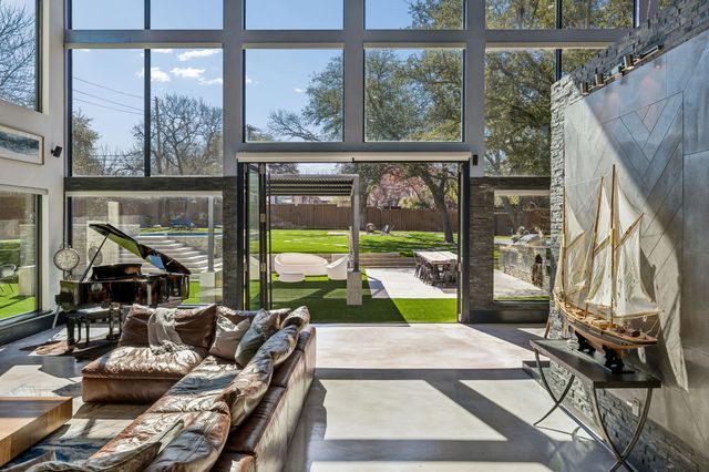 6766 Northaven Road, Dallas, TX 75230