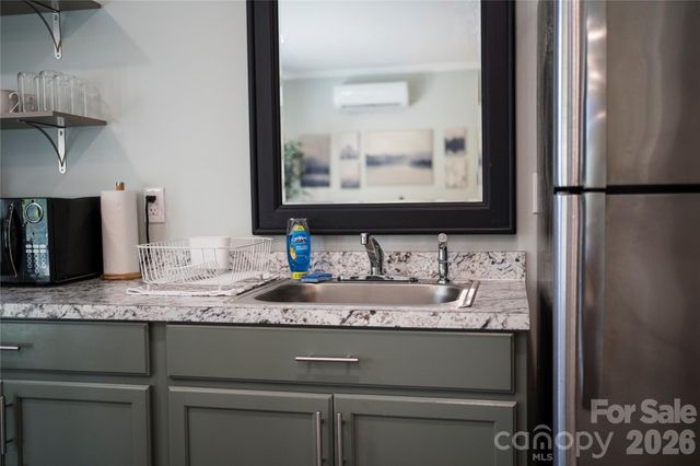 341 Pearson Drive, Asheville, NC 28801