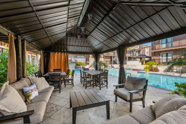 5934 Sandhurst Lane 109, Dallas, TX 75206