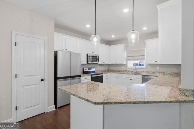 166 Alexander Lakes Drive, Eatonton, GA 31024