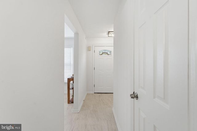 5603 INDEPENDENCE CIR, Alexandria, VA 22312