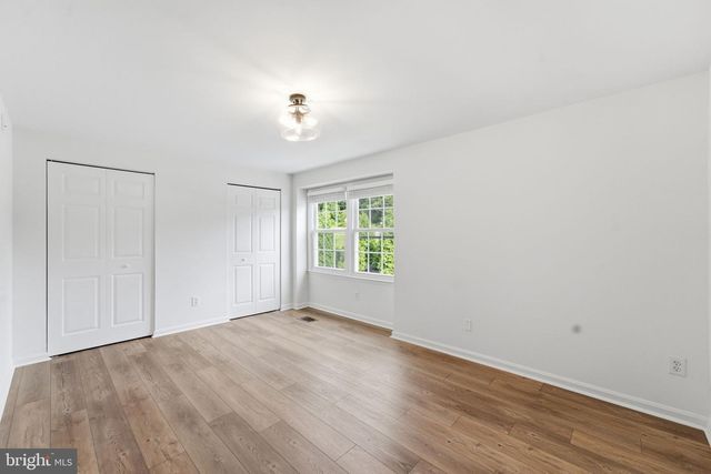 5603 INDEPENDENCE CIR, Alexandria, VA 22312