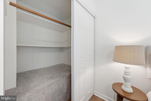 5603 INDEPENDENCE CIR, Alexandria, VA 22312