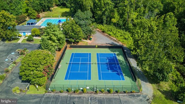 5603 INDEPENDENCE CIR, Alexandria, VA 22312