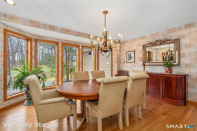 67 Hunters Crossing, Burlington, CT 06013