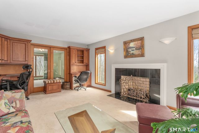 67 Hunters Crossing, Burlington, CT 06013