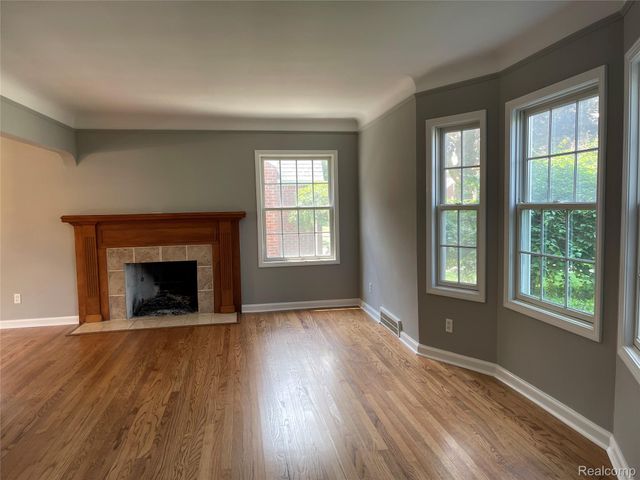13203 Chestnut Street, Southgate, MI 48195