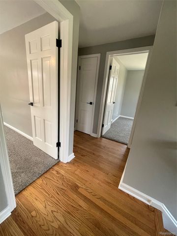 13203 Chestnut Street, Southgate, MI 48195