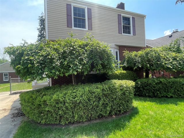 13203 Chestnut Street, Southgate, MI 48195