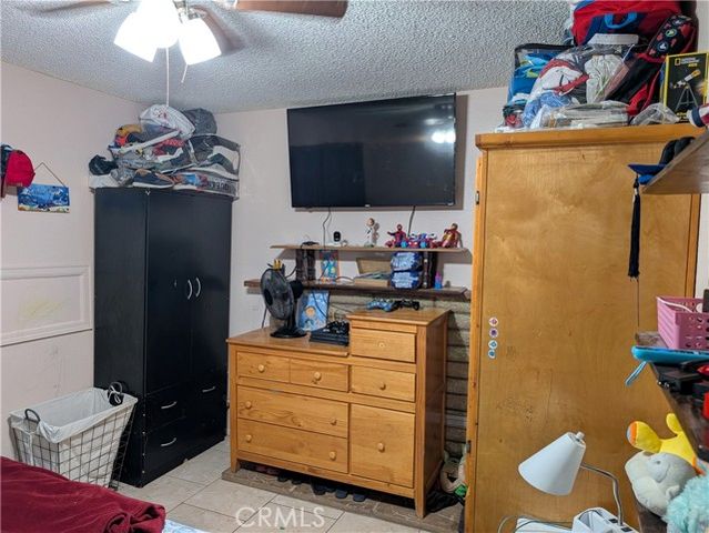 11598 Peach Avenue, Hesperia, CA 92345