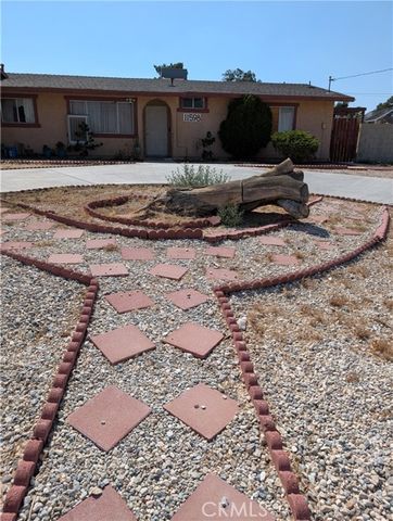 11598 Peach Avenue, Hesperia, CA 92345