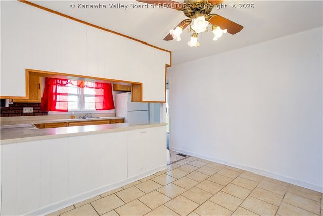 103 Washington Avenue, Nitro, WV 25143