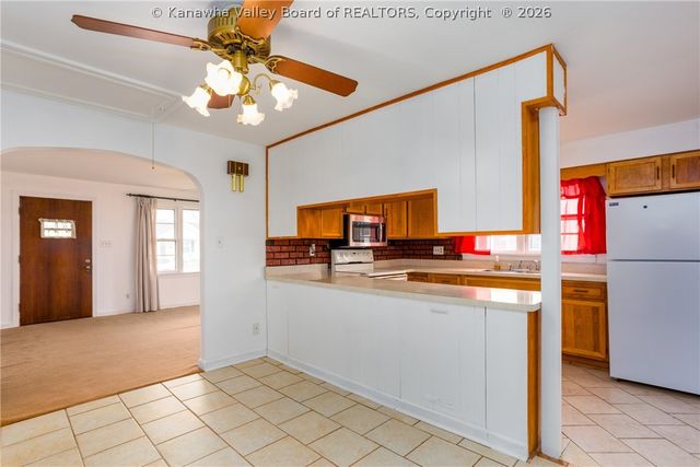 103 Washington Avenue, Nitro, WV 25143