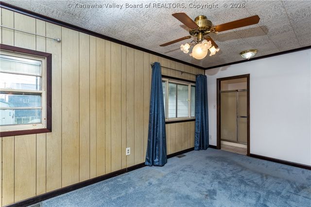 103 Washington Avenue, Nitro, WV 25143