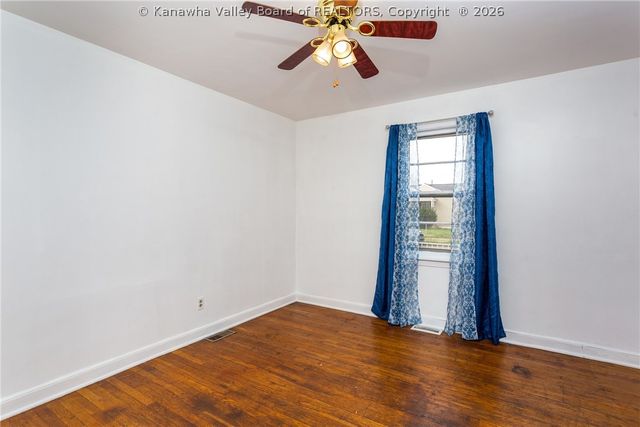 103 Washington Avenue, Nitro, WV 25143