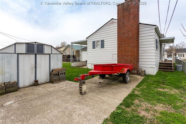 103 Washington Avenue, Nitro, WV 25143