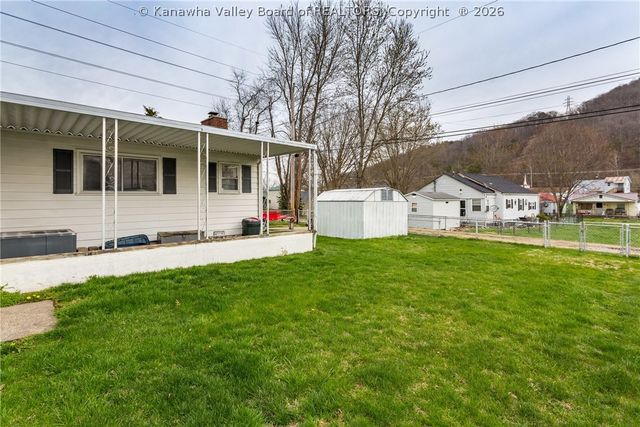 103 Washington Avenue, Nitro, WV 25143