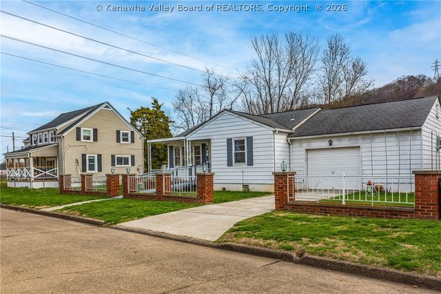 103 Washington Avenue, Nitro, WV 25143