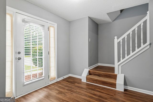11925 Spring Lake Way, Fayetteville, GA 30215